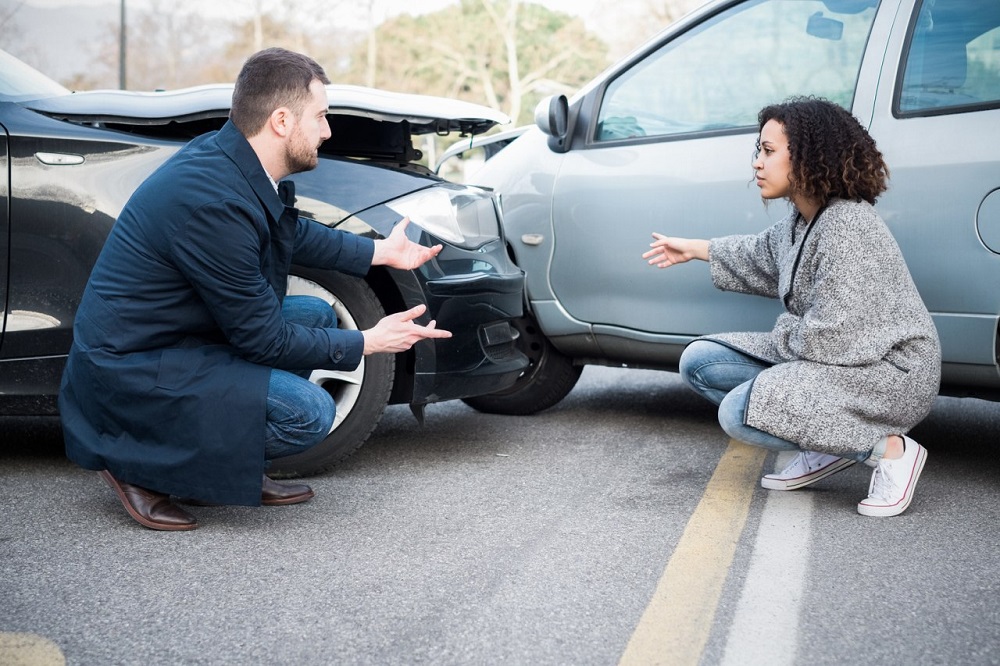 Factors To Consider For Choosing A Car Accident Lawyer